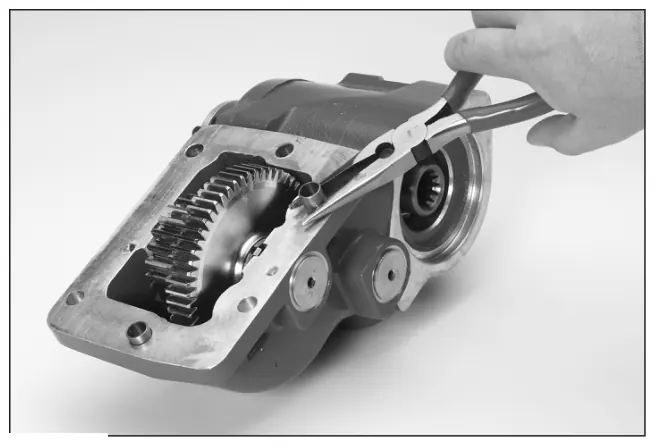 Figura 67, figura del manual del propietario Chelsea 247: Montaje de la toma de fuerza