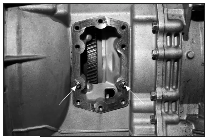 Figura 10, figura del manual del propietario Chelsea 890: Instalación de la toma de fuerza