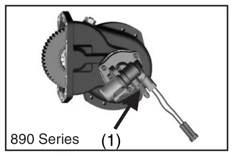 fig. 7, figura del manual de servicio Chelsea 890: Montaje de la toma de fuerza en la transmisión