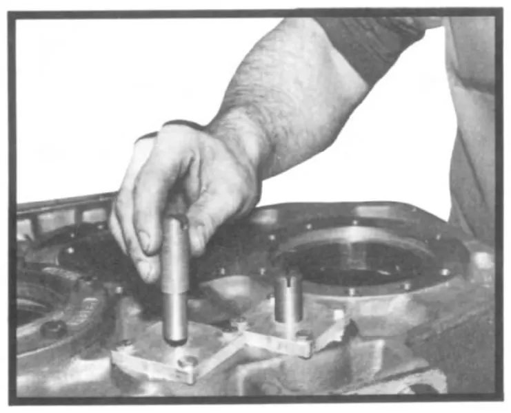 **Fig. 15**, figura del manual de servicio Fabco PTO-110: Armado