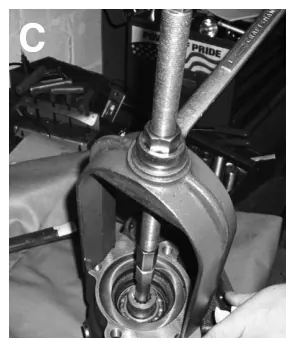 Figura del manual de servicio Muncie 8405A: 8405/6A INSTRUCCIONES DE DESARMADO-REARMADO